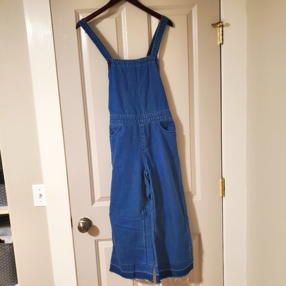Overalls, size 6, Universal Thread